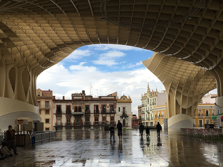 Das moderne Sevilla_crop